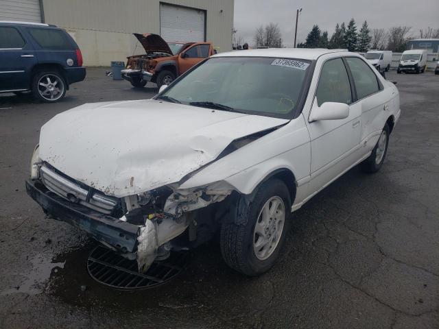 Photo 2 from auction – 2000 TOYOTA CAMRY CE with VIN JT2BG22K5Y0404642