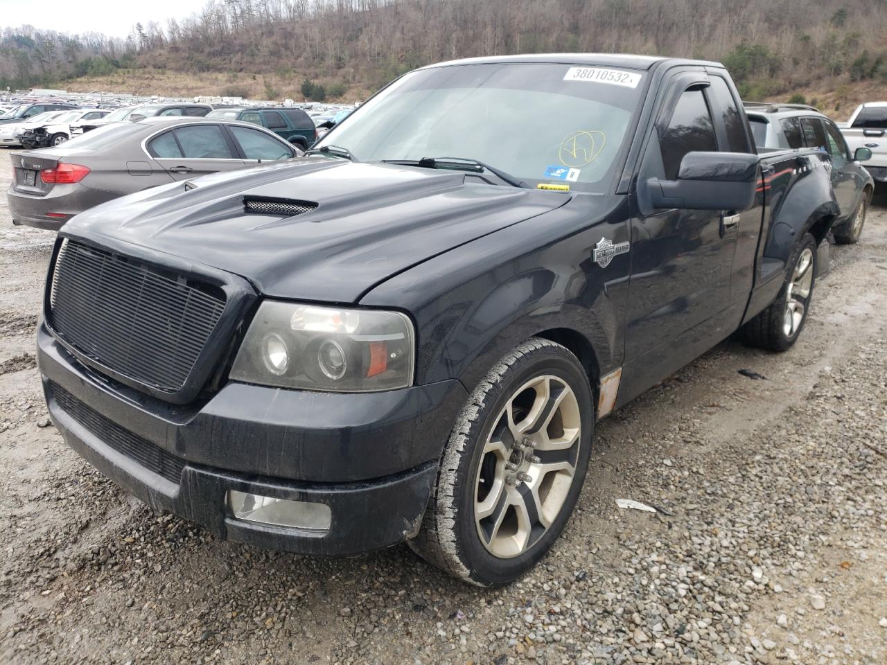 Photo 2 from auction – 2005 FORD F150 with VIN 1FTRF02W15KC49524