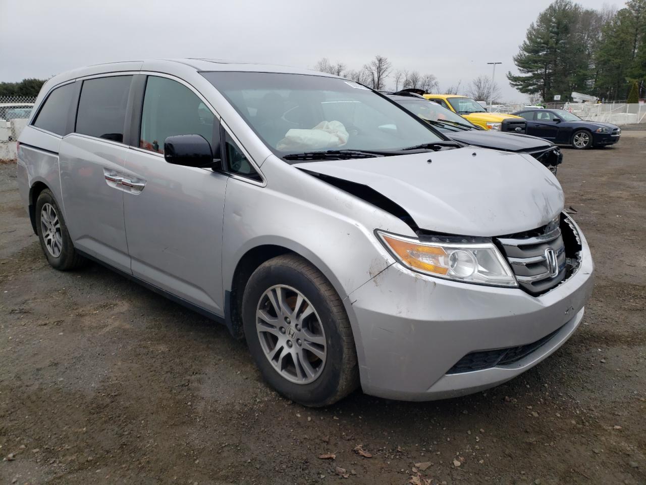 HONDA ODYSSEY EX 2011 with VIN 5FNRL5H6XBB022614 - Photo from auction