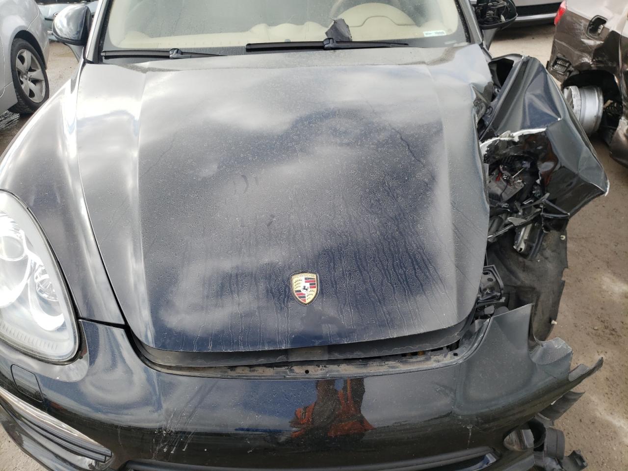 Photo 7 from auction – 2013 PORSCHE CAYENNE with VIN WP1AA2A26DLA02013