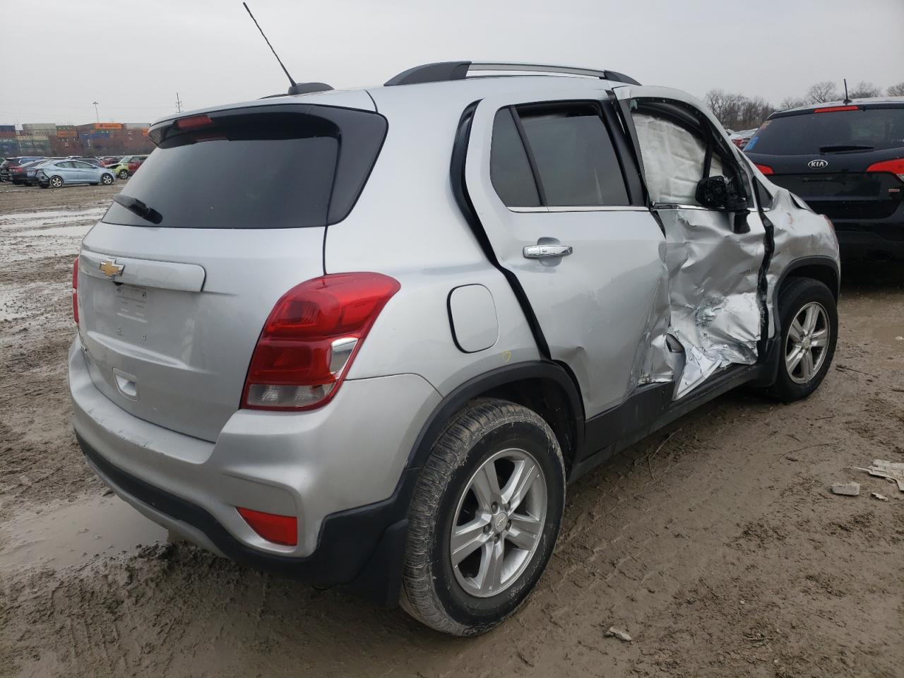 Photo 4 from auction – 2017 CHEVROLET TRAX 1LT with VIN 3GNCJLSB3HL227439