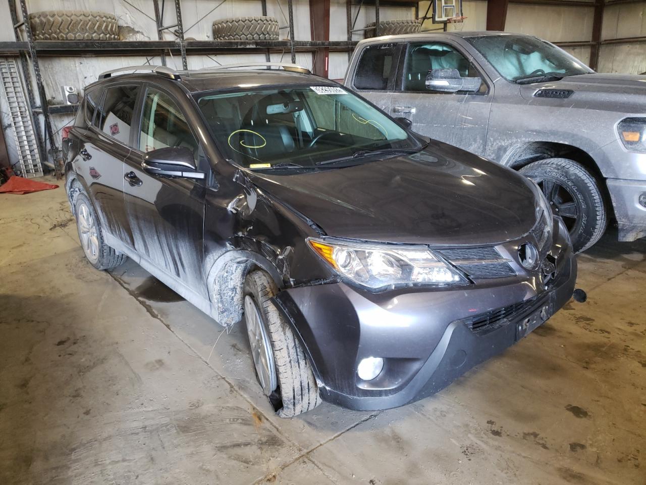 TOYOTA RAV4 LIMIT 2015 with VIN JTMDFREV5FJ045320 - Photo from auction