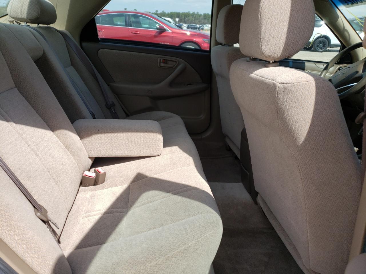 Photo 6 from auction – 2001 TOYOTA CAMRY CE with VIN JT2BG22K810597374