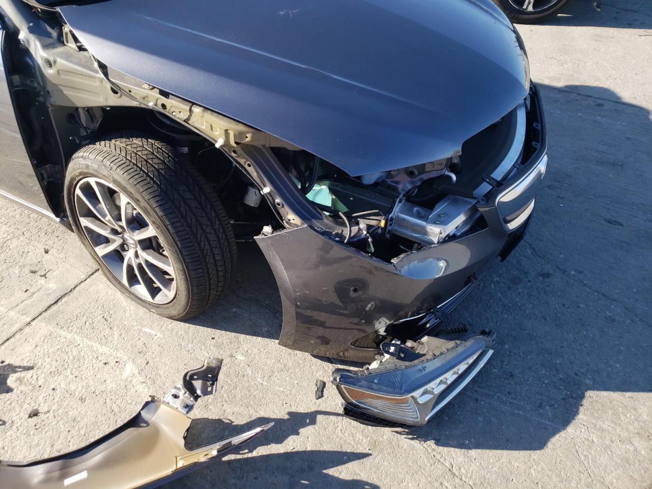 Photo 9 from auction – 2017 ACURA TLX TECH with VIN 19UUB2F51HA005354