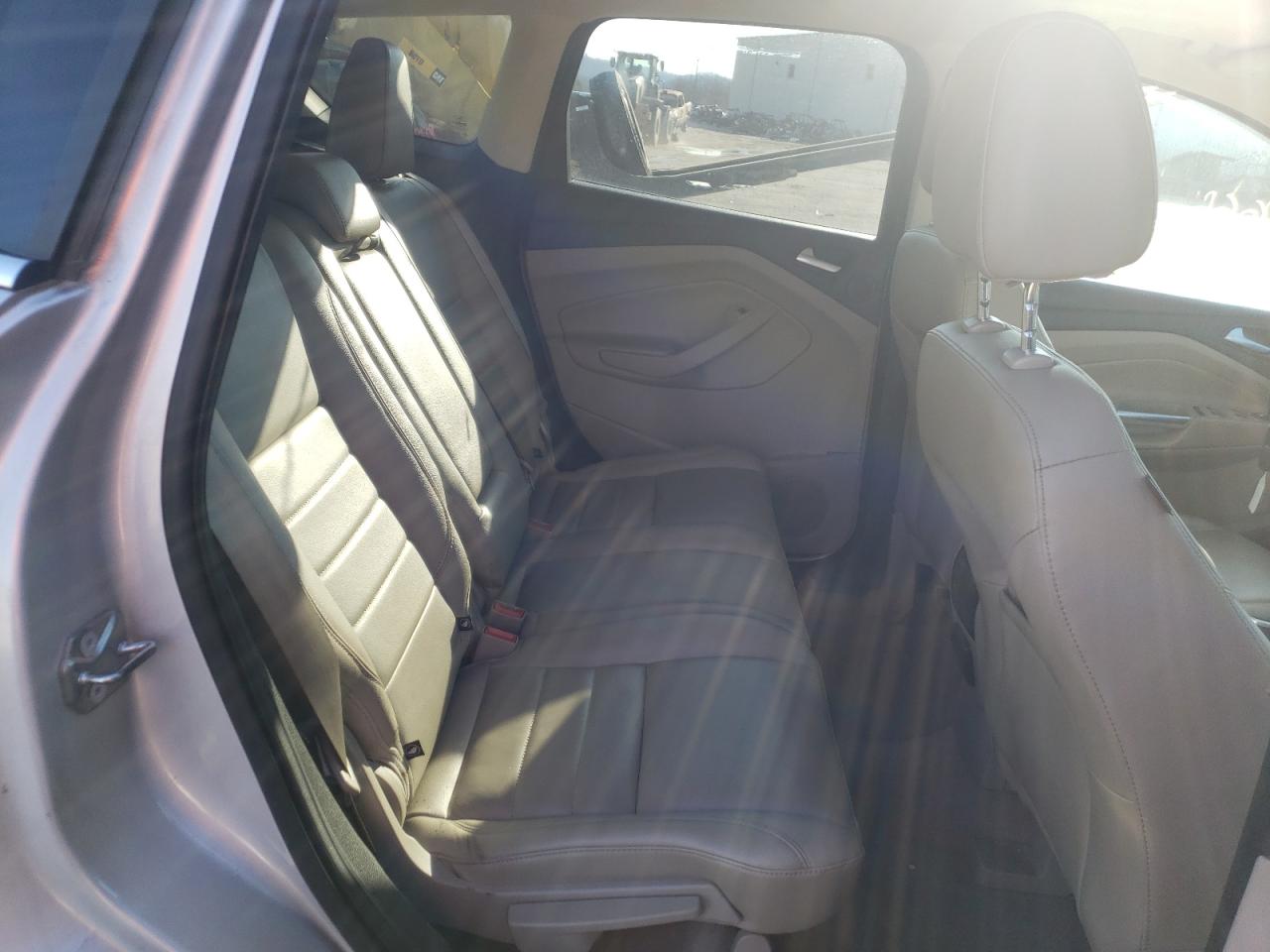 Photo 6 from auction – 2015 FORD ESCAPE TIT with VIN 1FMCU0J94FUB01831