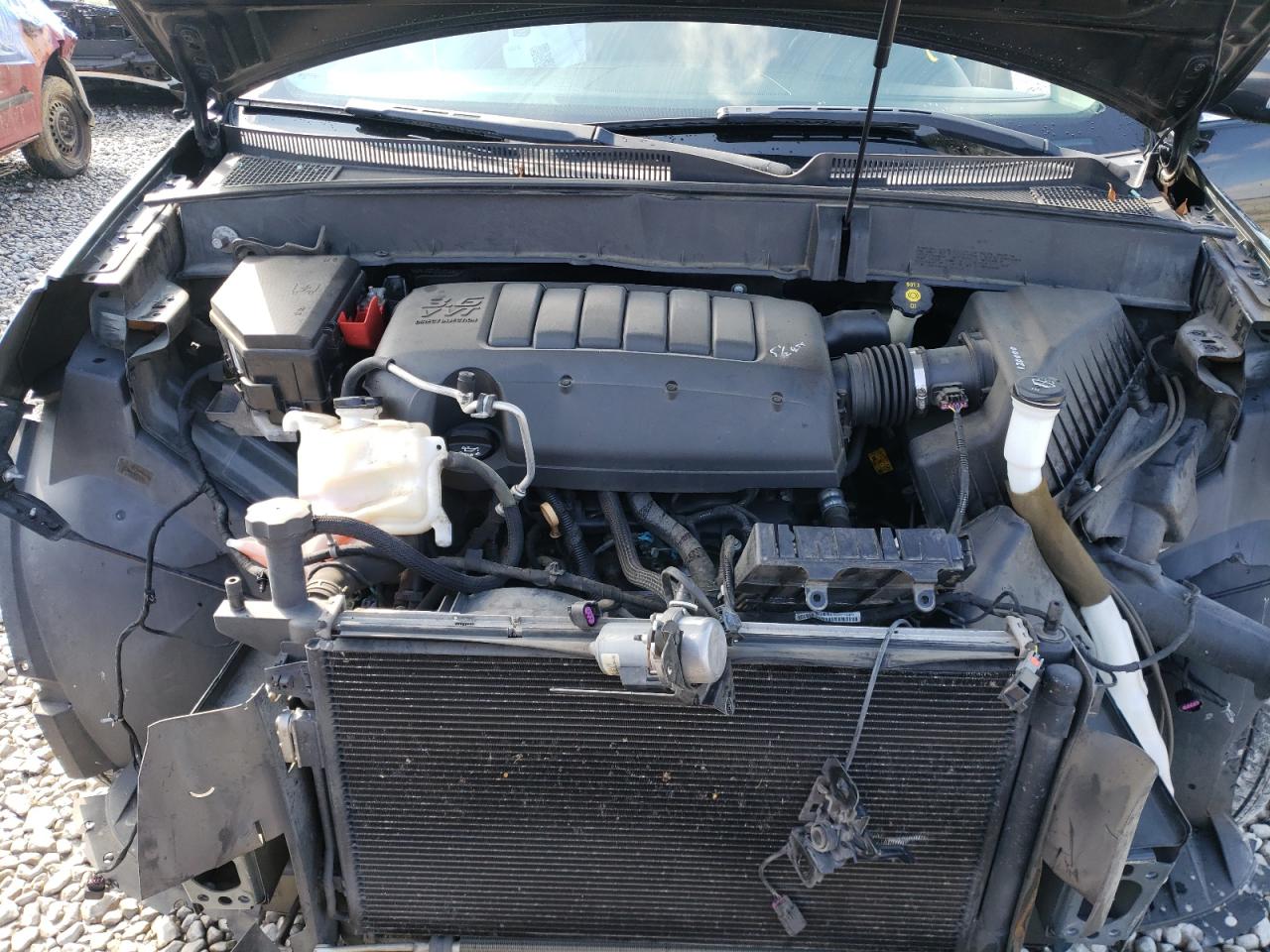 Photo 7 from auction – 2010 CHEVROLET TRAVERSE L with VIN 1GNLRGED6AJ234461