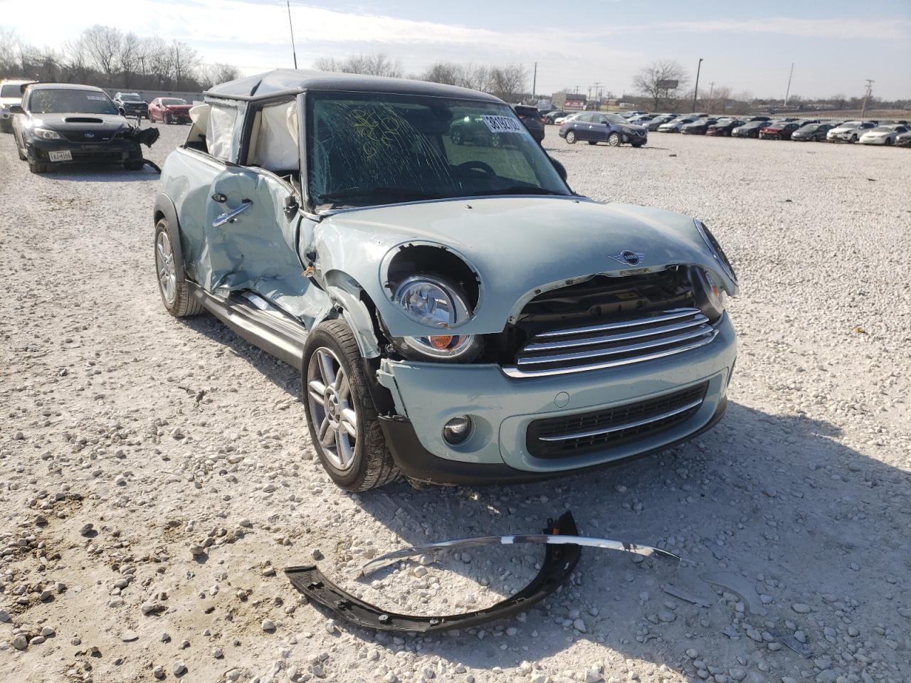 MINI COOPER 2013 with VIN WMWSU3C52DT689014 - Photo from auction