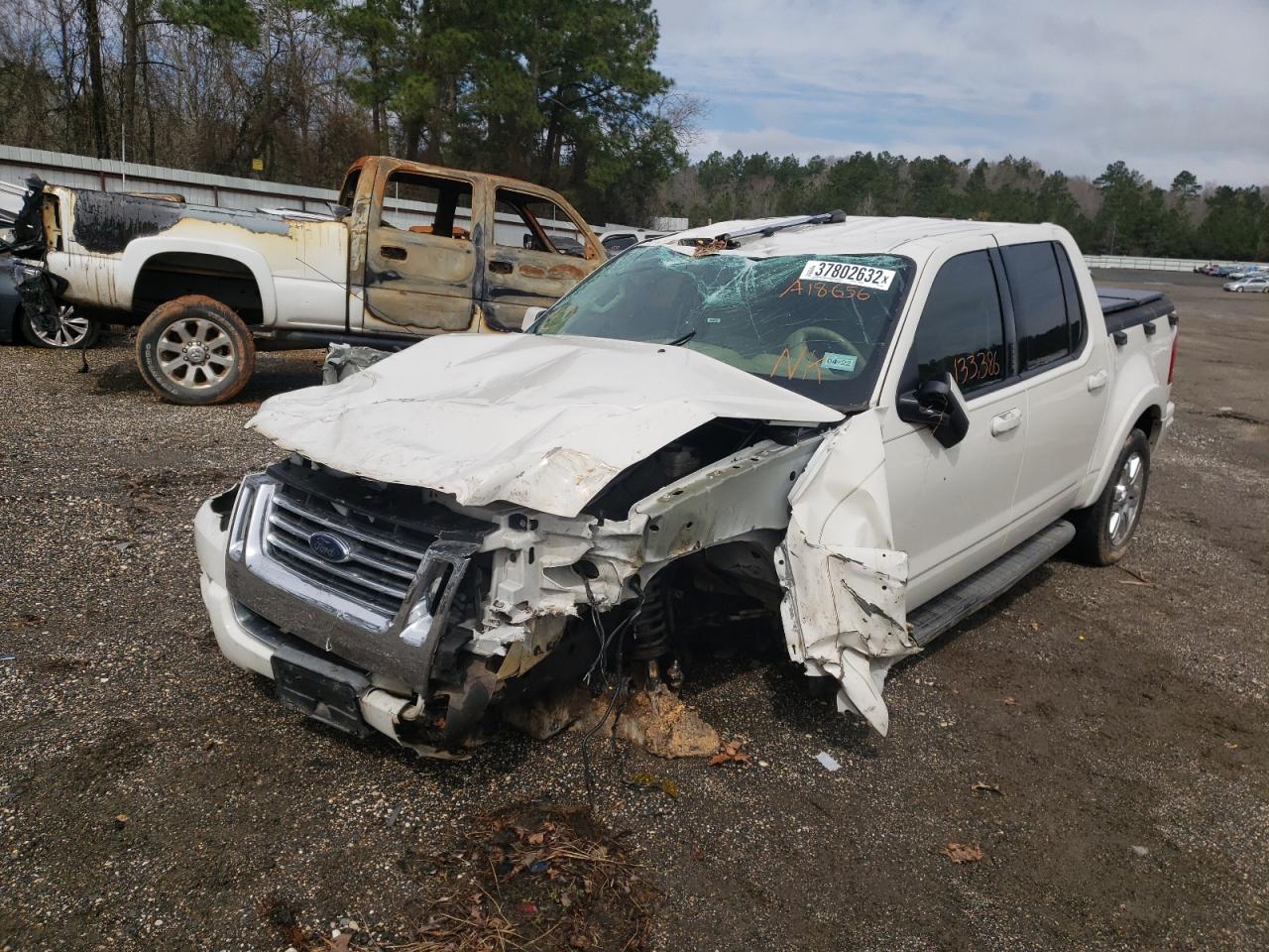 Photo 2 from auction – 2010 FORD EXPLORER S with VIN 1FMEU5DE3AUA18656