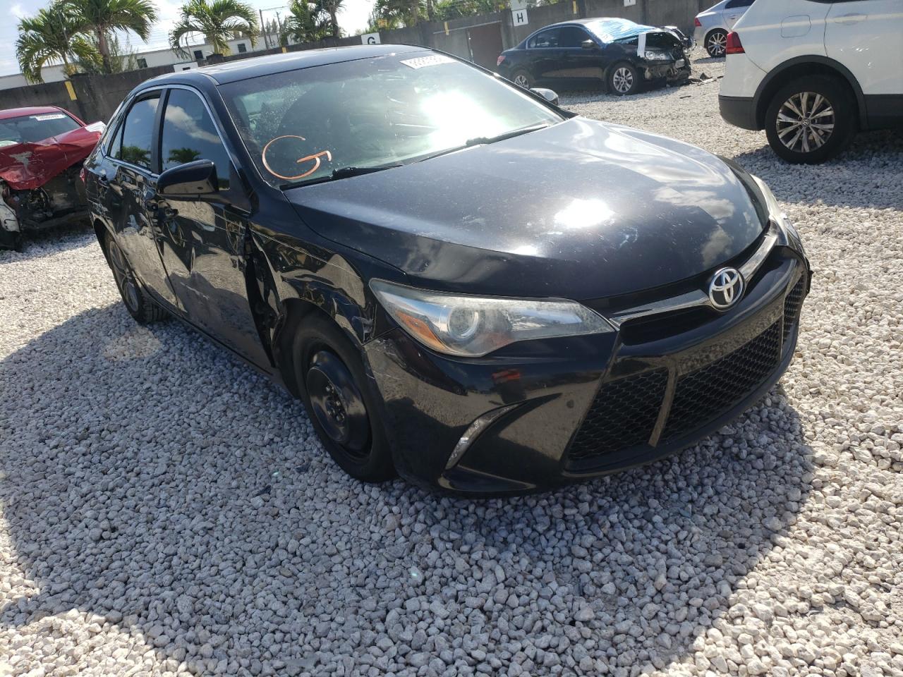 TOYOTA CAMRY LE 2016 with VIN 4T1BF1FK1GU557262 - Photo from auction