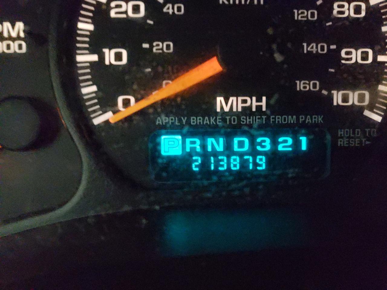 Photo 8 from auction – 2000 CHEVROLET SILVERADO with VIN 2GCEC19T2Y1246029