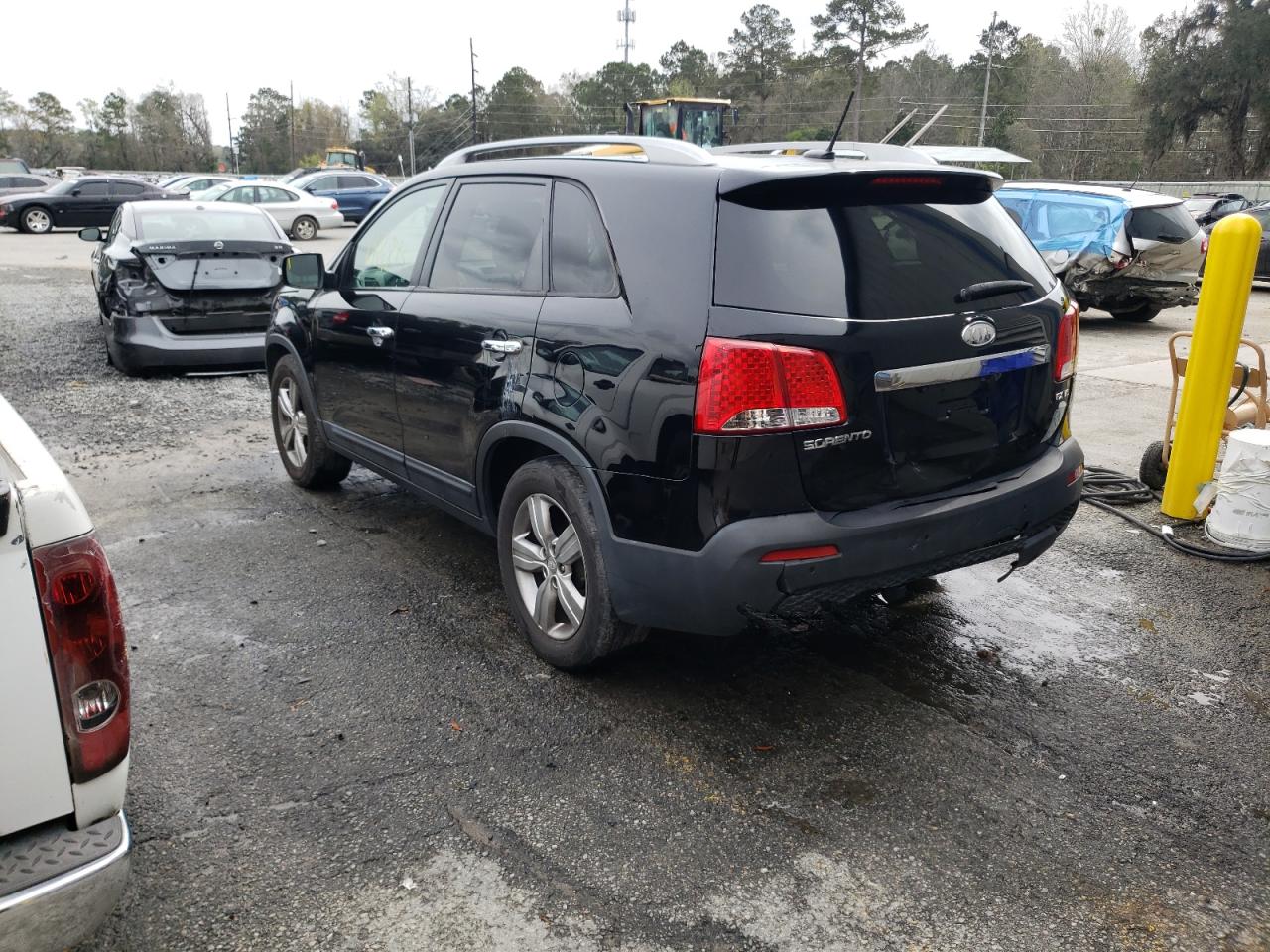 Photo 3 from auction – 2012 KIA SORENTO EX with VIN 5XYKU4A26CG253391