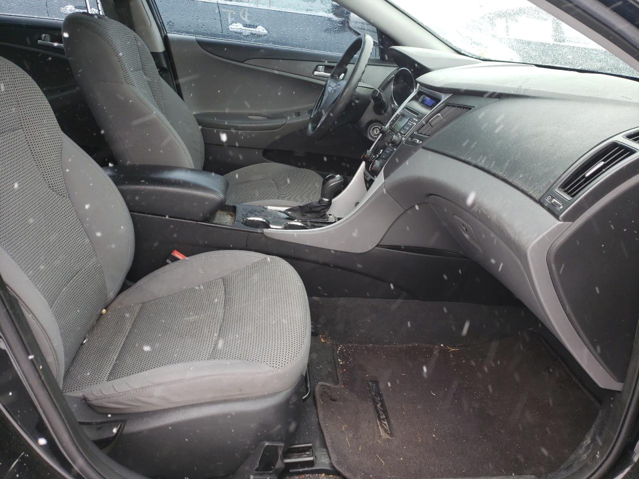 Photo 5 from auction – 2011 HYUNDAI SONATA GLS with VIN 5NPEB4AC6BH062346