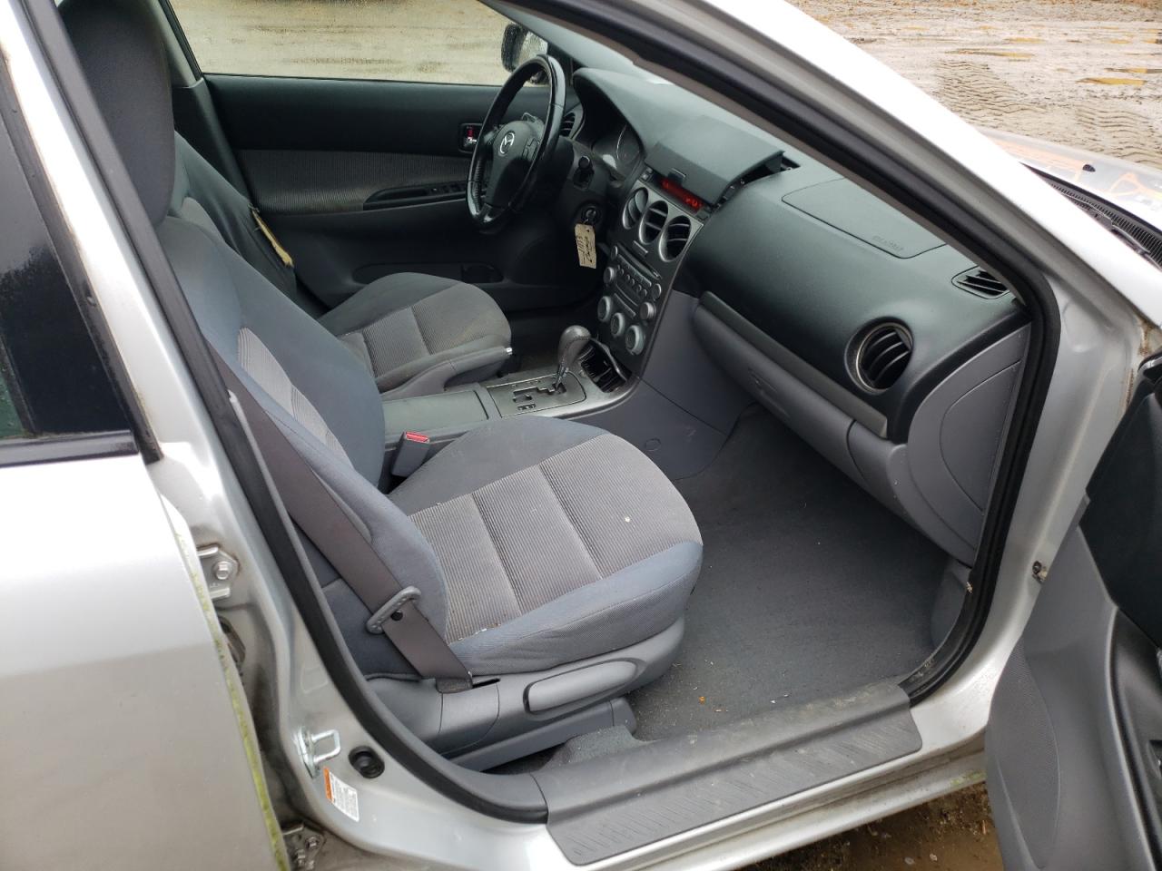 Photo 5 from auction – 2005 MAZDA 6 S with VIN 1YVHP82D855M75106