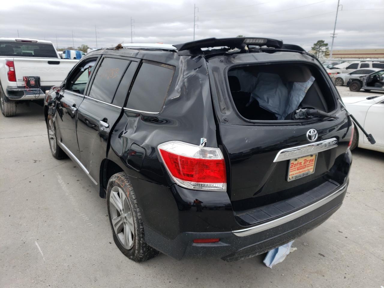 Photo 3 from auction – 2013 TOYOTA HIGHLANDER with VIN 5TDYK3EH2DS135335
