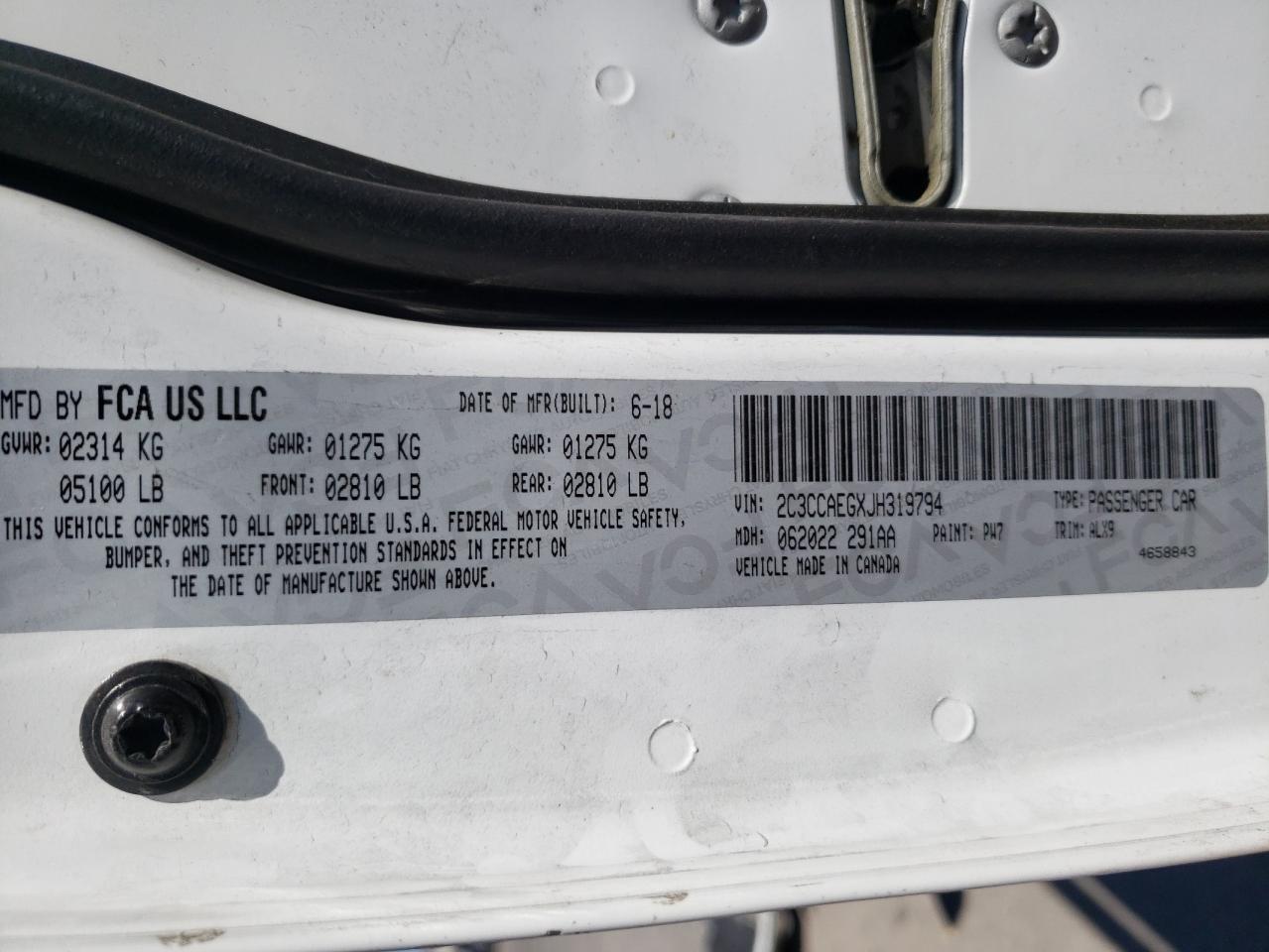 Photo 10 from auction – 2018 CHRYSLER 300 LIMITE with VIN 2C3CCAEGXJH319794