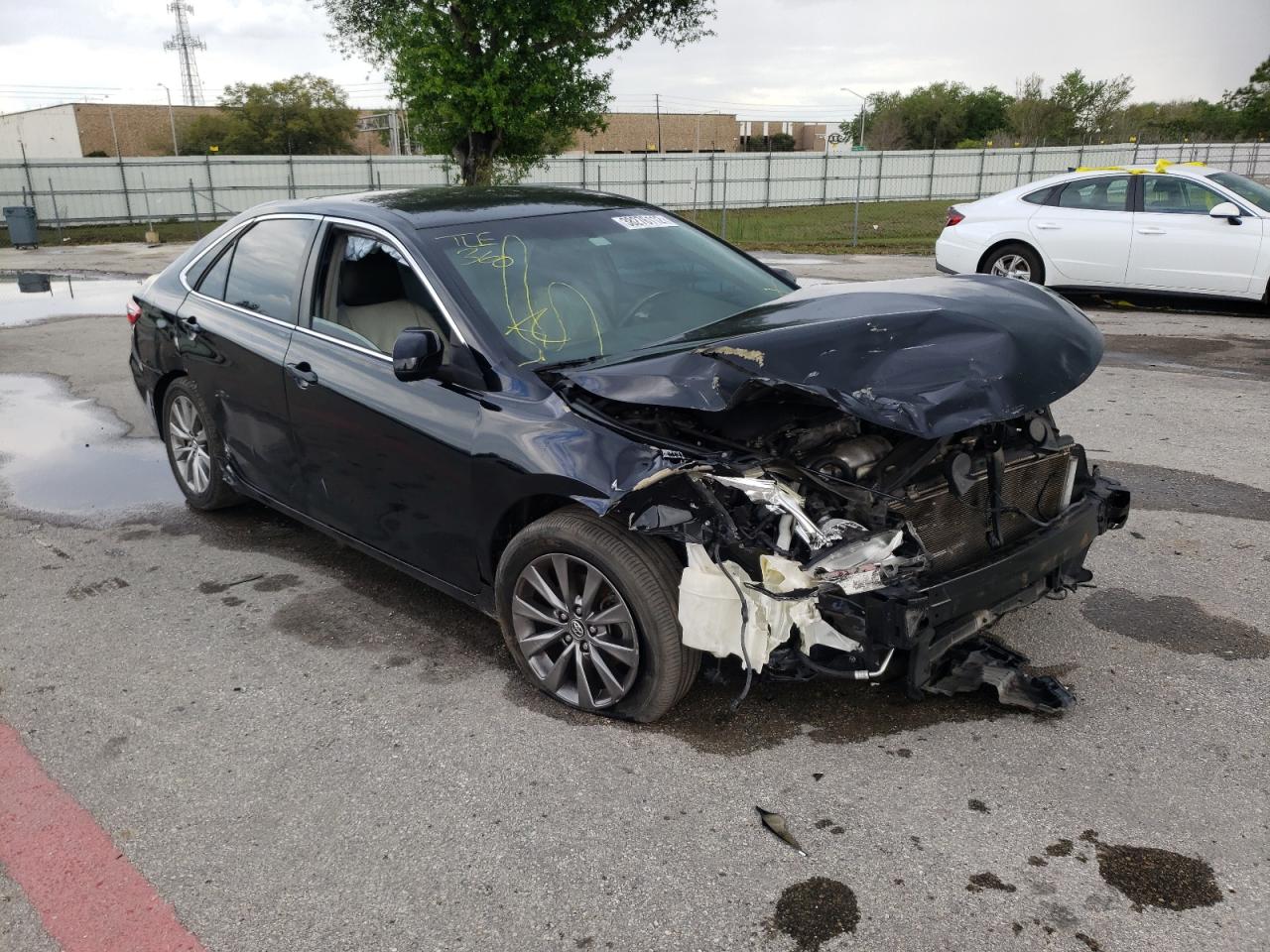 TOYOTA CAMRY LE 2015 with VIN 4T4BF1FK7FR465223 - Photo from auction