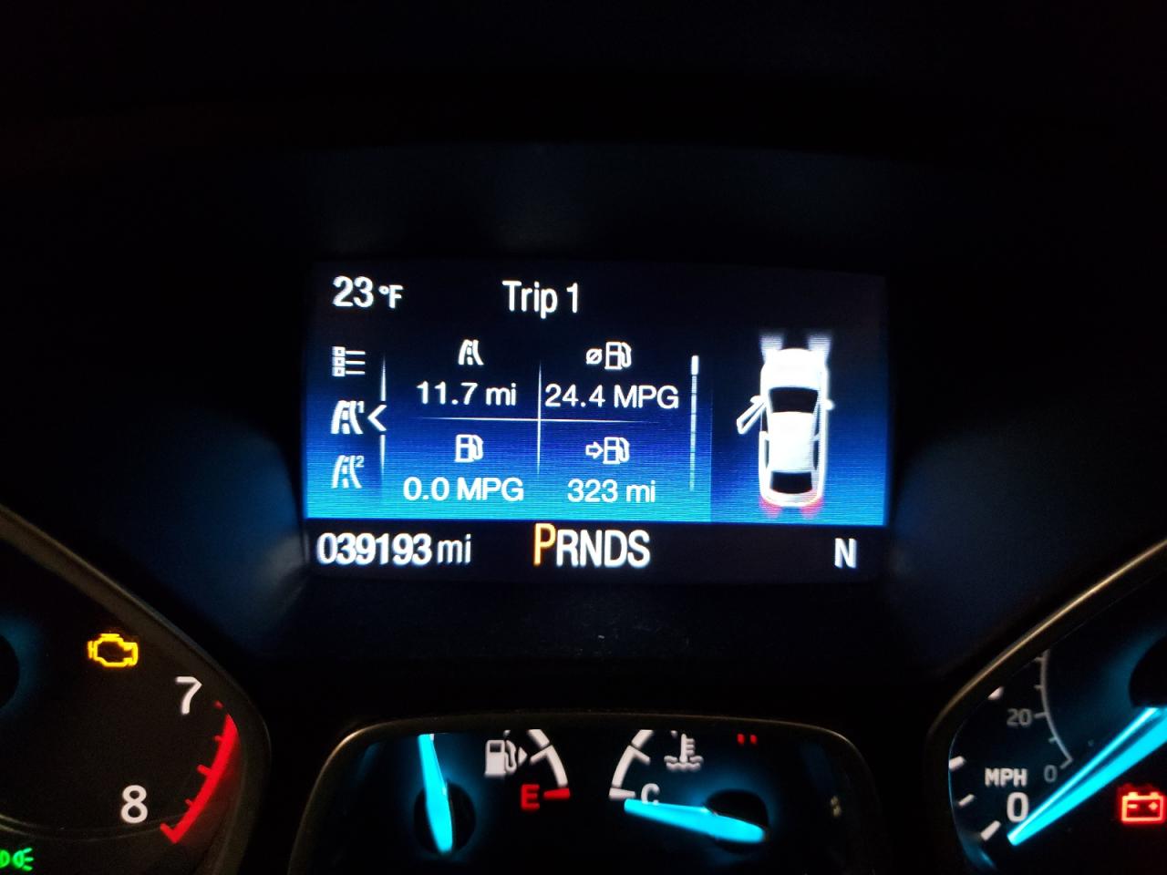 Photo 8 from auction – 2017 FORD ESCAPE SE with VIN 1FMCU9GD9HUB80786