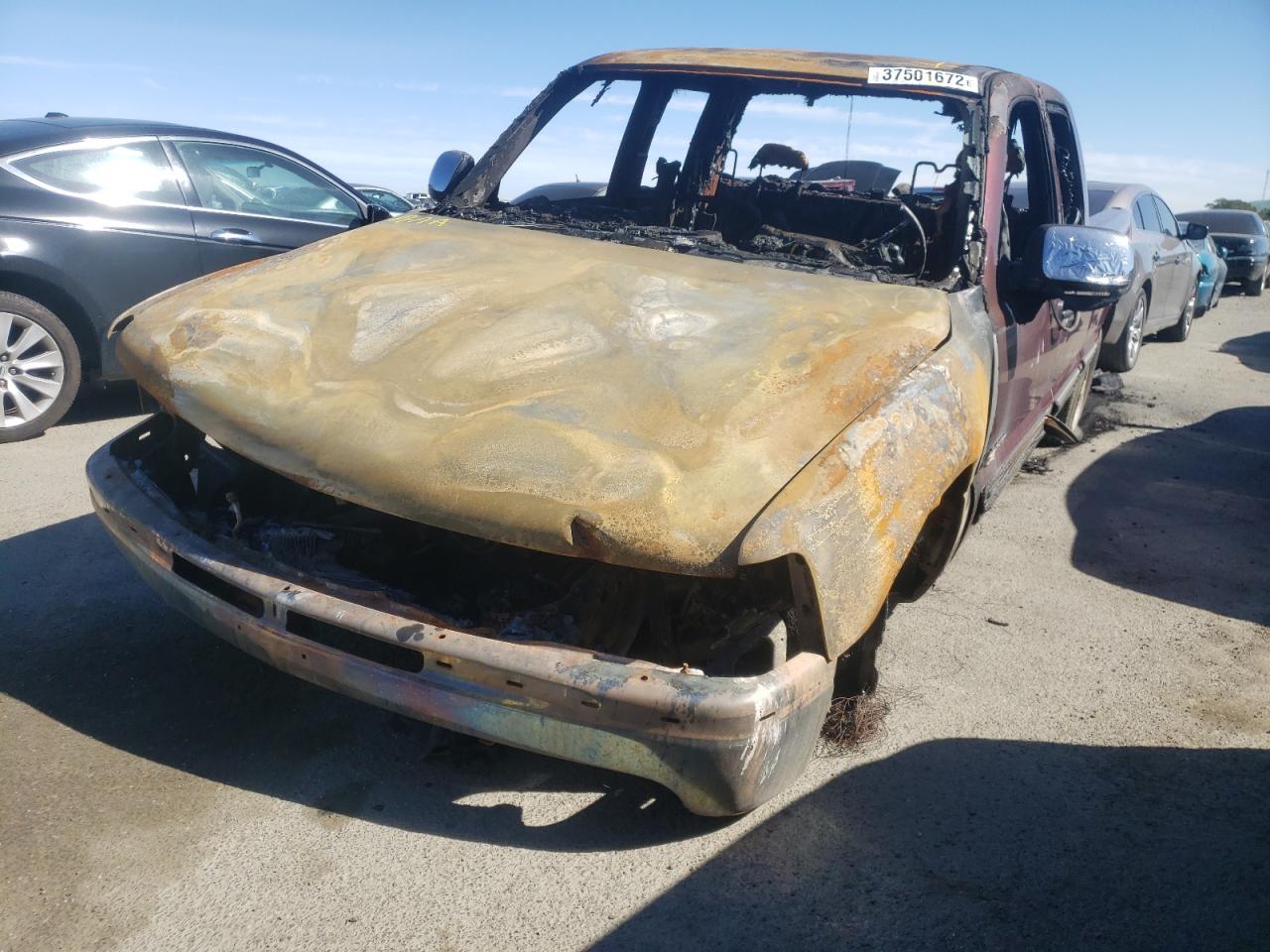 Photo 2 from auction – 2002 CHEVROLET SILVERADO with VIN 2GCEC19T021218916