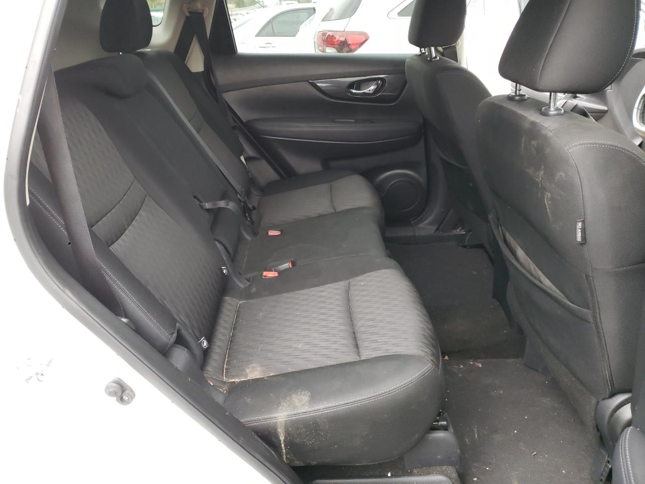 Photo 6 from auction – 2018 NISSAN ROGUE S with VIN KNMAT2MT9JP552729
