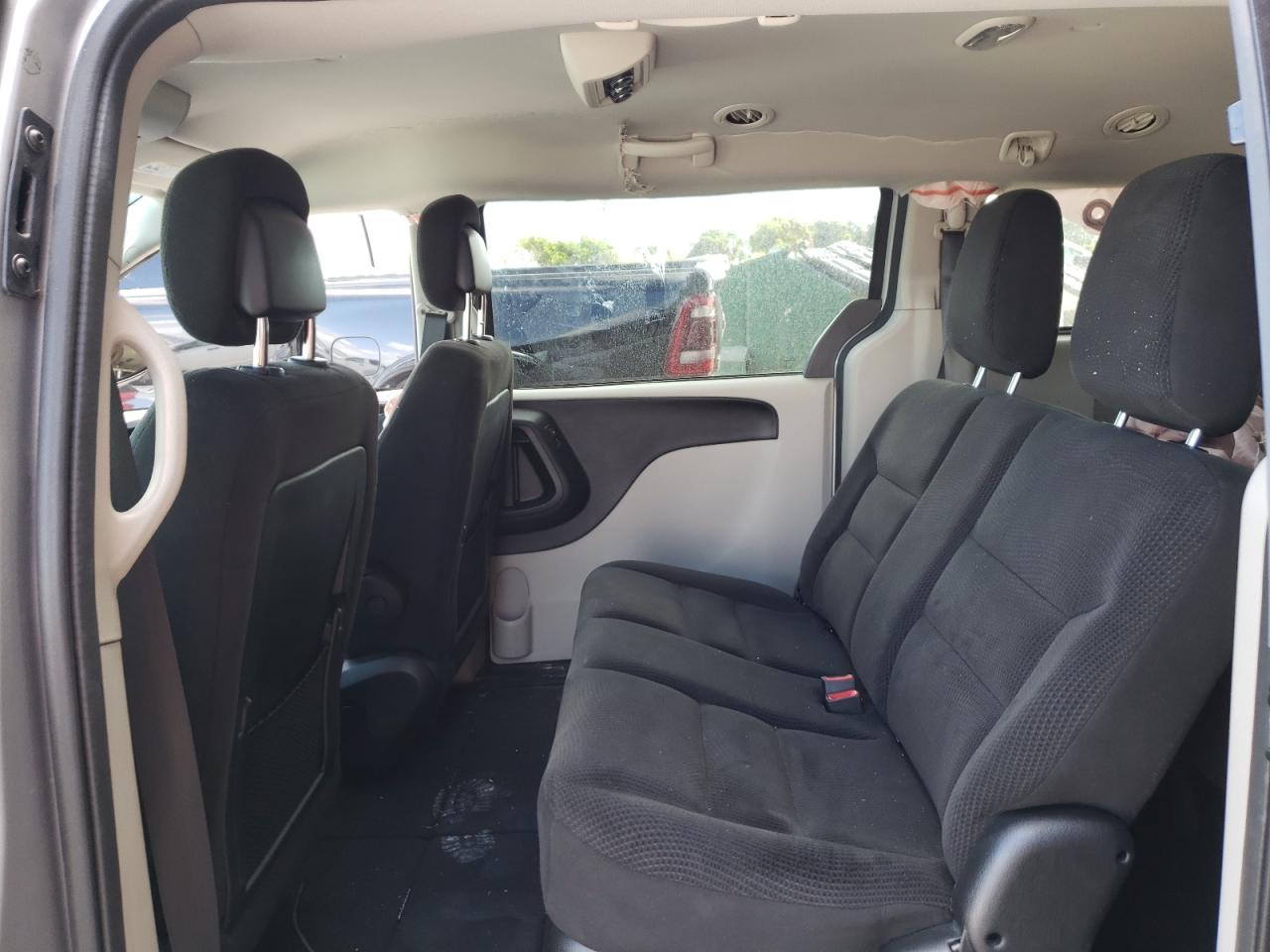 Photo 6 from auction – 2017 DODGE GRAND CARA with VIN 2C4RDGBG7HR641338