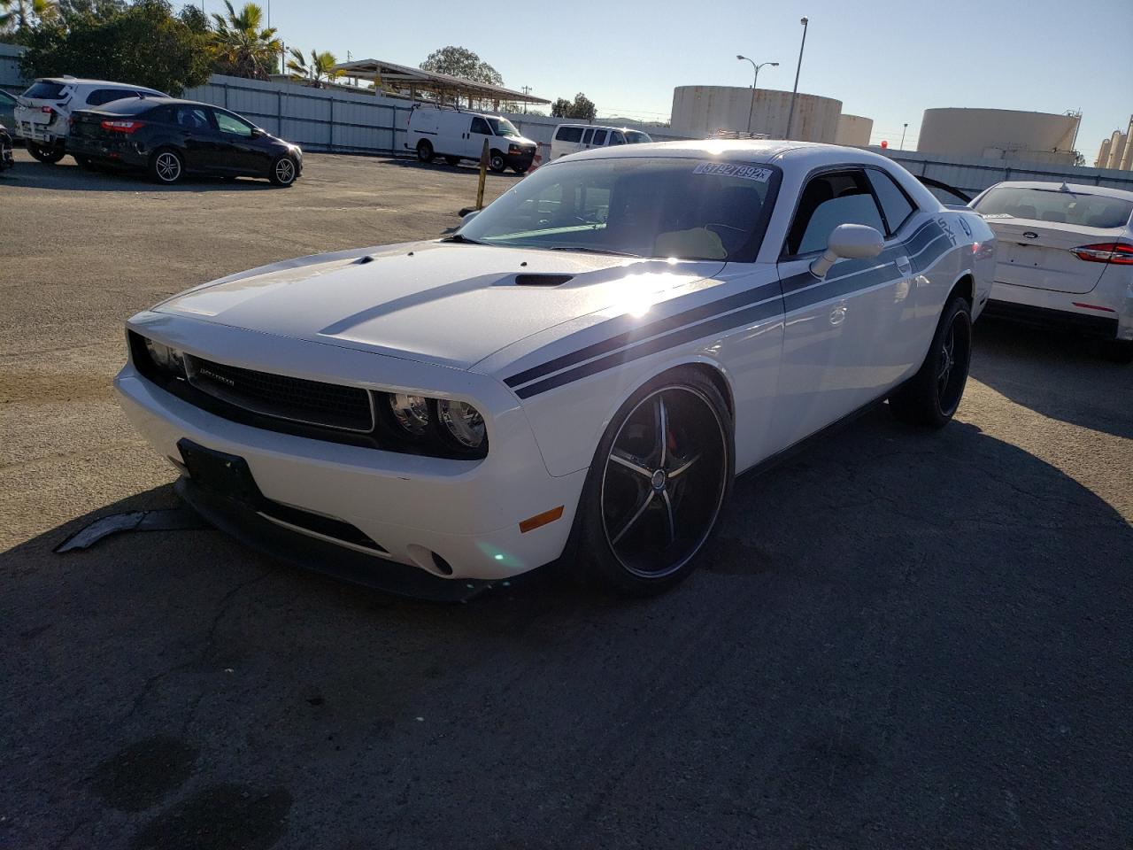 Photo 2 from auction – 2014 DODGE CHALLENGER with VIN 2C3CDYAGXEH203982