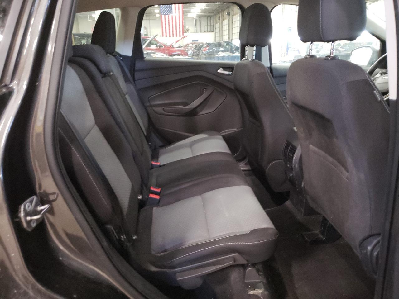 Photo 6 from auction – 2017 FORD ESCAPE SE with VIN 1FMCU9GD9HUB80786