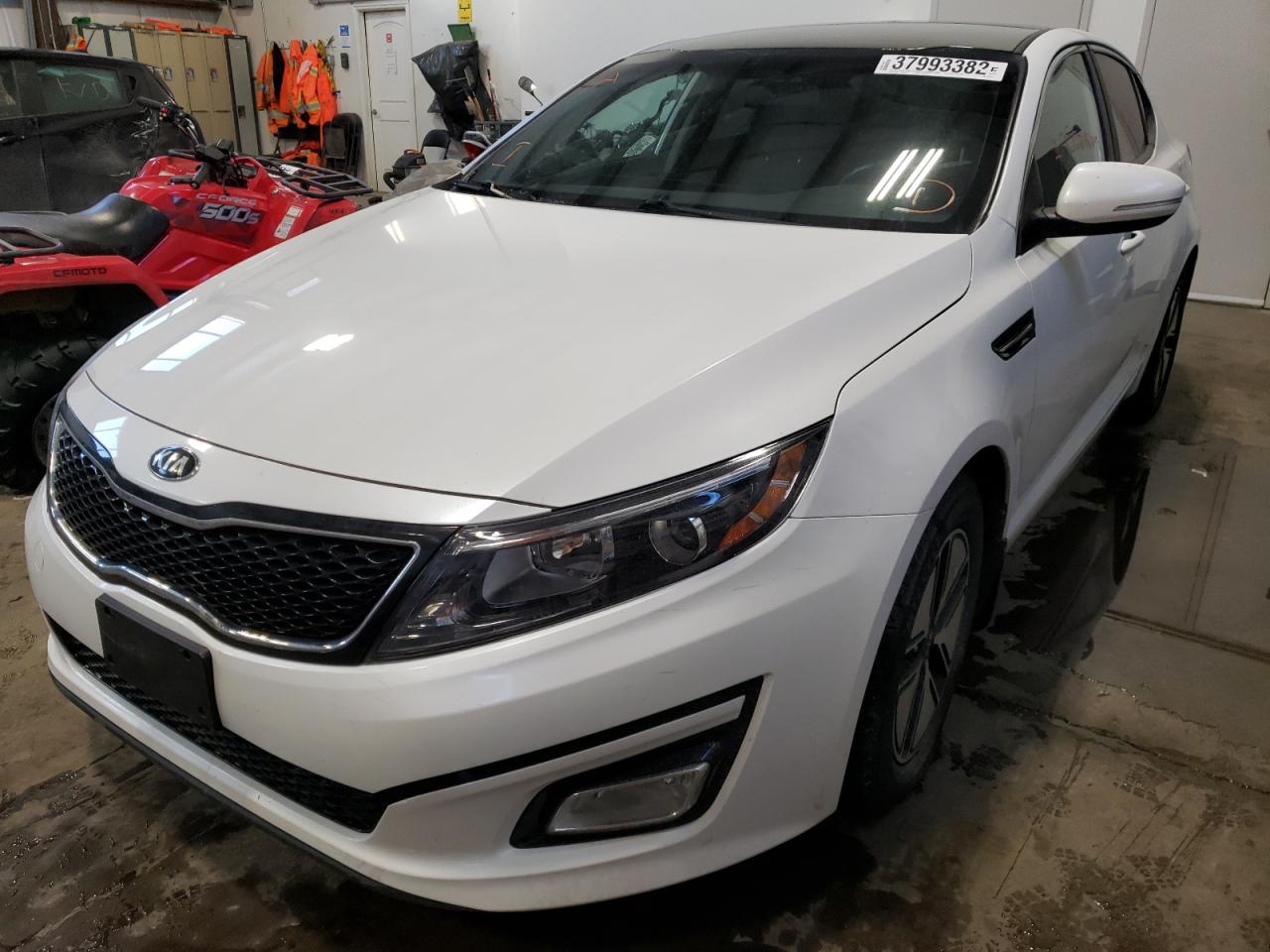Photo 2 from auction – 2015 KIA OPTIMA LX with VIN KNAGM4A7XF5551017