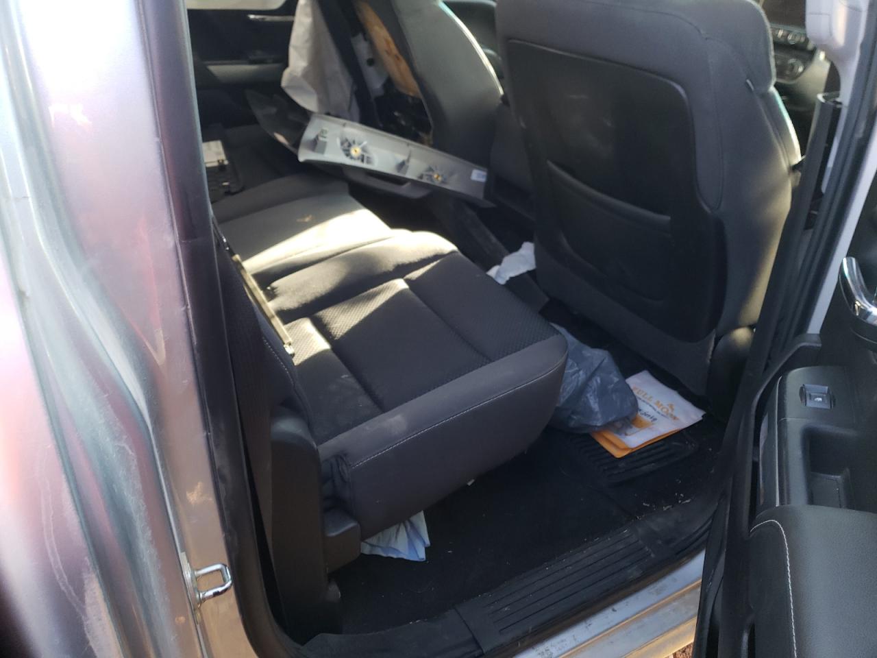 Photo 6 from auction – 2014 CHEVROLET SILVERADO with VIN 3GCUKREC8EG156258