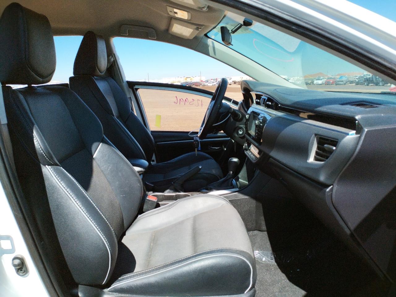 Photo 5 from auction – 2015 TOYOTA COROLLA L with VIN 5YFBURHE4FP302665