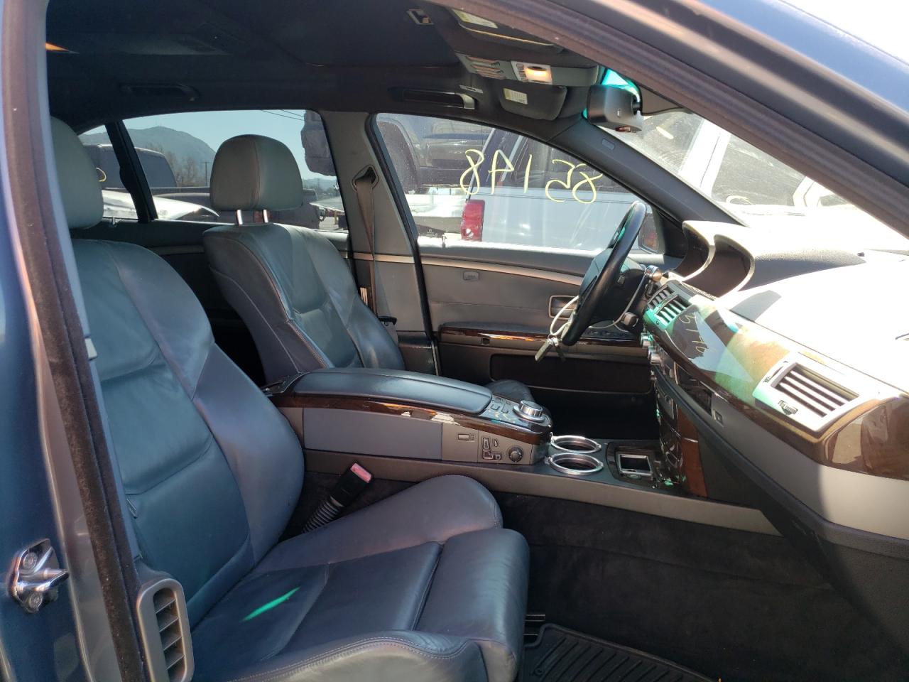 Photo 5 from auction – 2006 BMW 750 LI with VIN WBAHN835X6DT61681