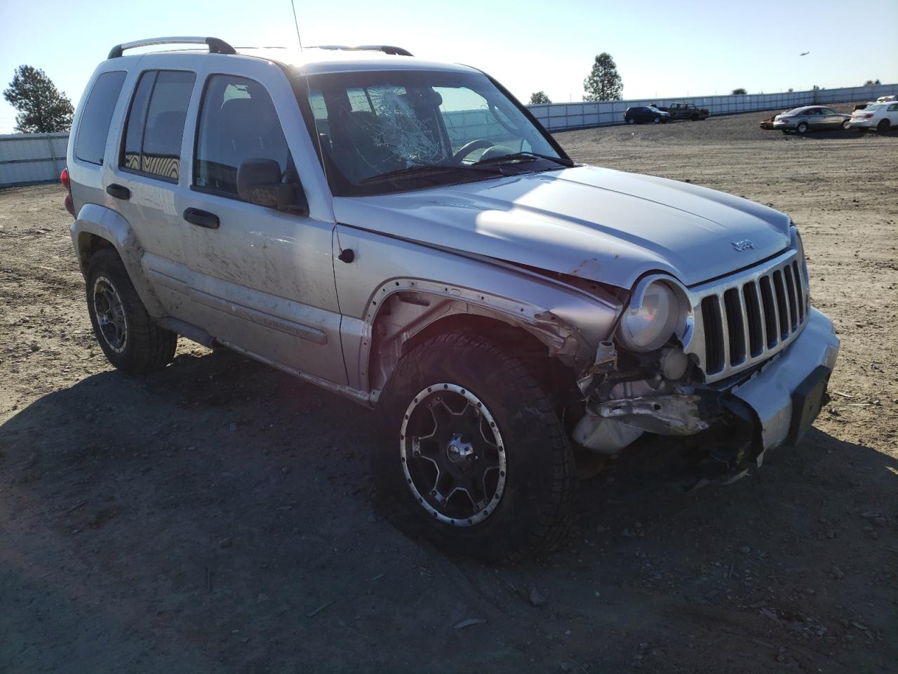 JEEP LIBERTY LI 2005 with VIN 1J8GL58K55W666261 - Photo from auction
