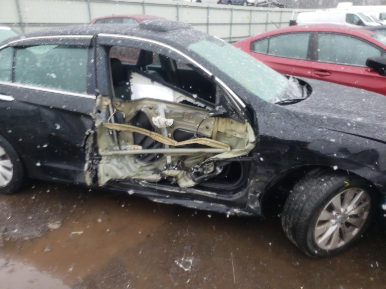 Photo 9 from auction – 2014 HONDA ACCORD EXL with VIN 1HGCR2F85EA040699