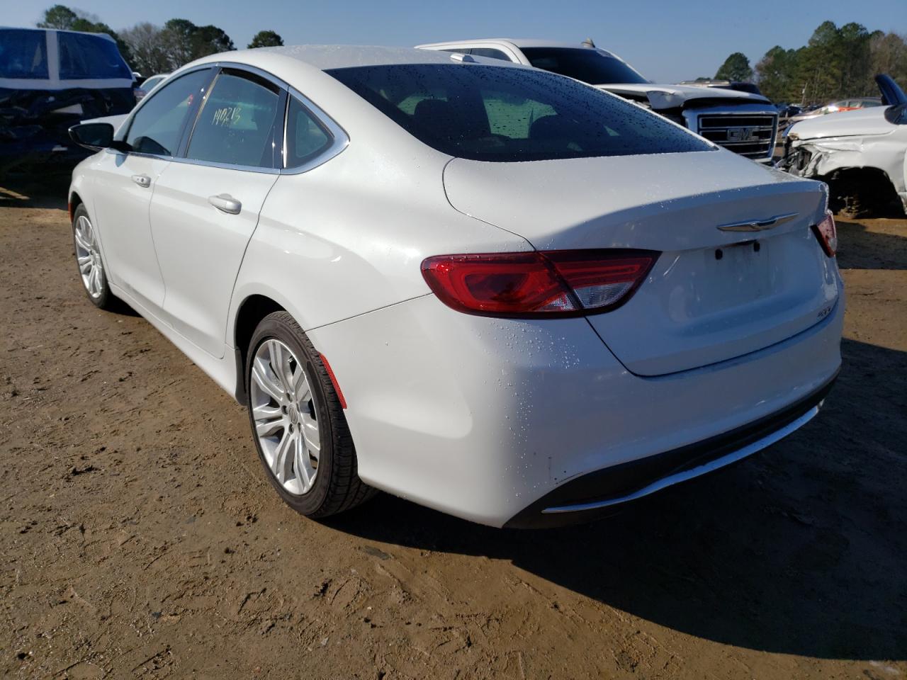 Photo 3 from auction – 2015 CHRYSLER 200 LIMITE with VIN 1C3CCCABXFN587801