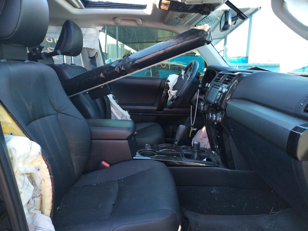 Photo 5 from auction – 2016 TOYOTA 4RUNNER SR with VIN JTEBU5JR9G5400901