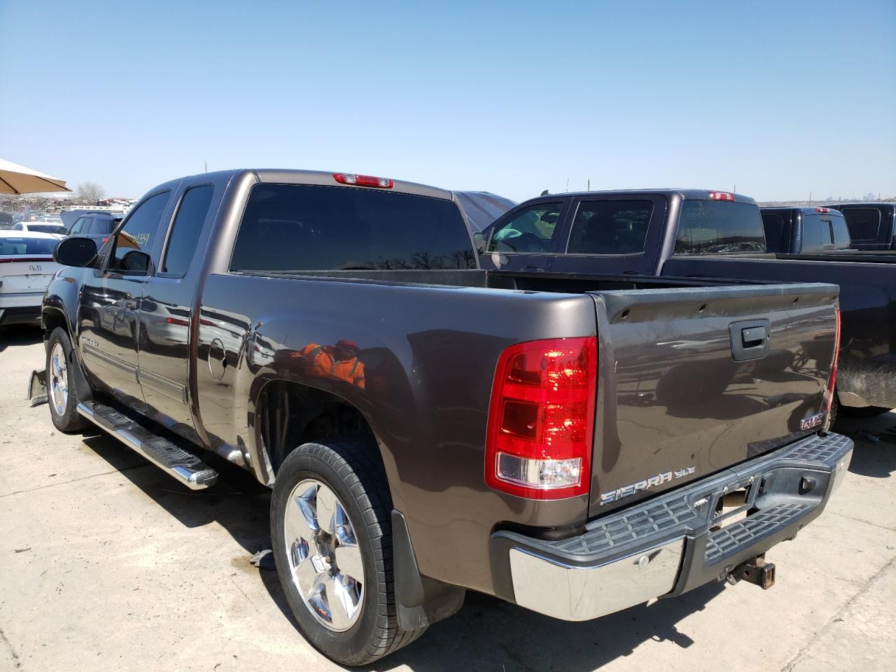 Photo 3 from auction – 2007 GMC NEW SIERRA with VIN 2GTEC19J771577704