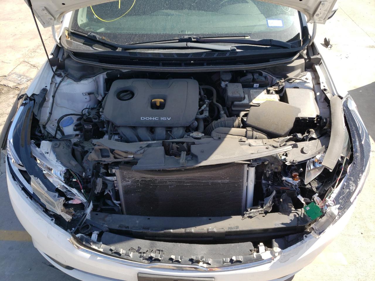 Photo 7 from auction – 2017 KIA FORTE LX with VIN 3KPFL4A70HE151055