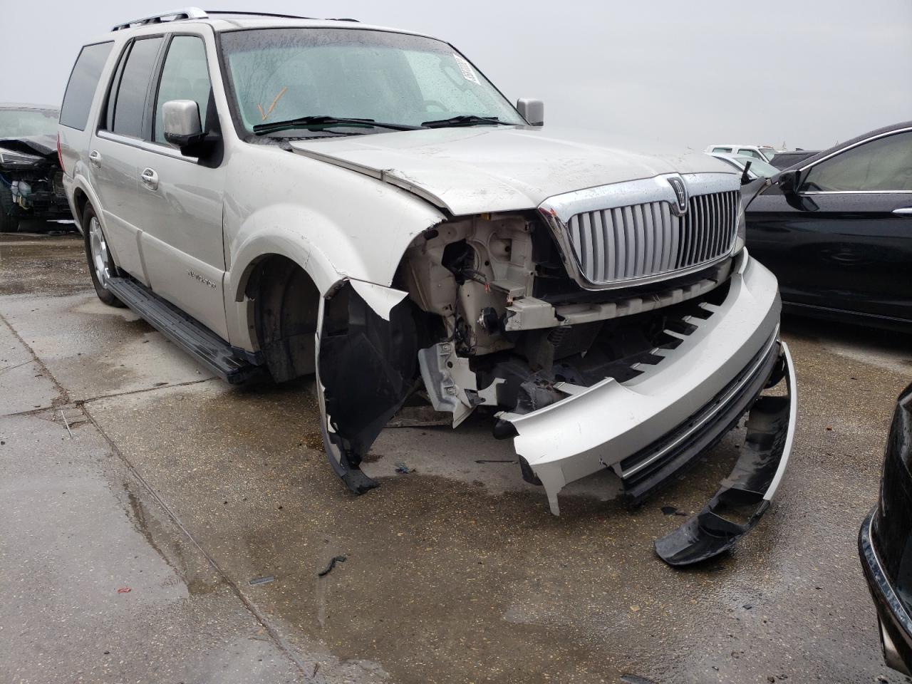 Photo 9 from auction – 2006 LINCOLN NAVIGATOR with VIN 5LMFU27596LJ23081
