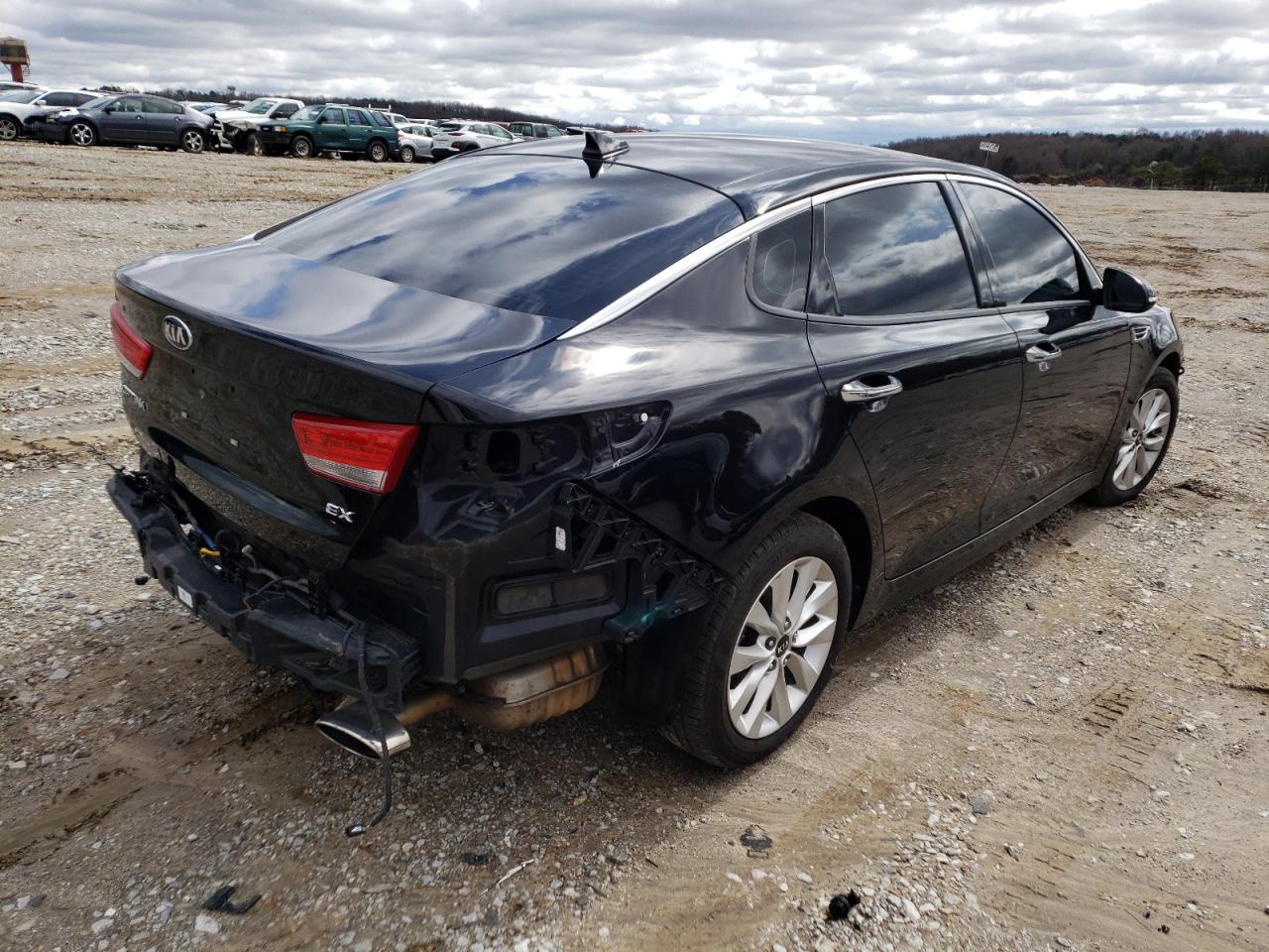Photo 4 from auction – 2018 KIA OPTIMA EX with VIN 5XXGU4L35JG239740