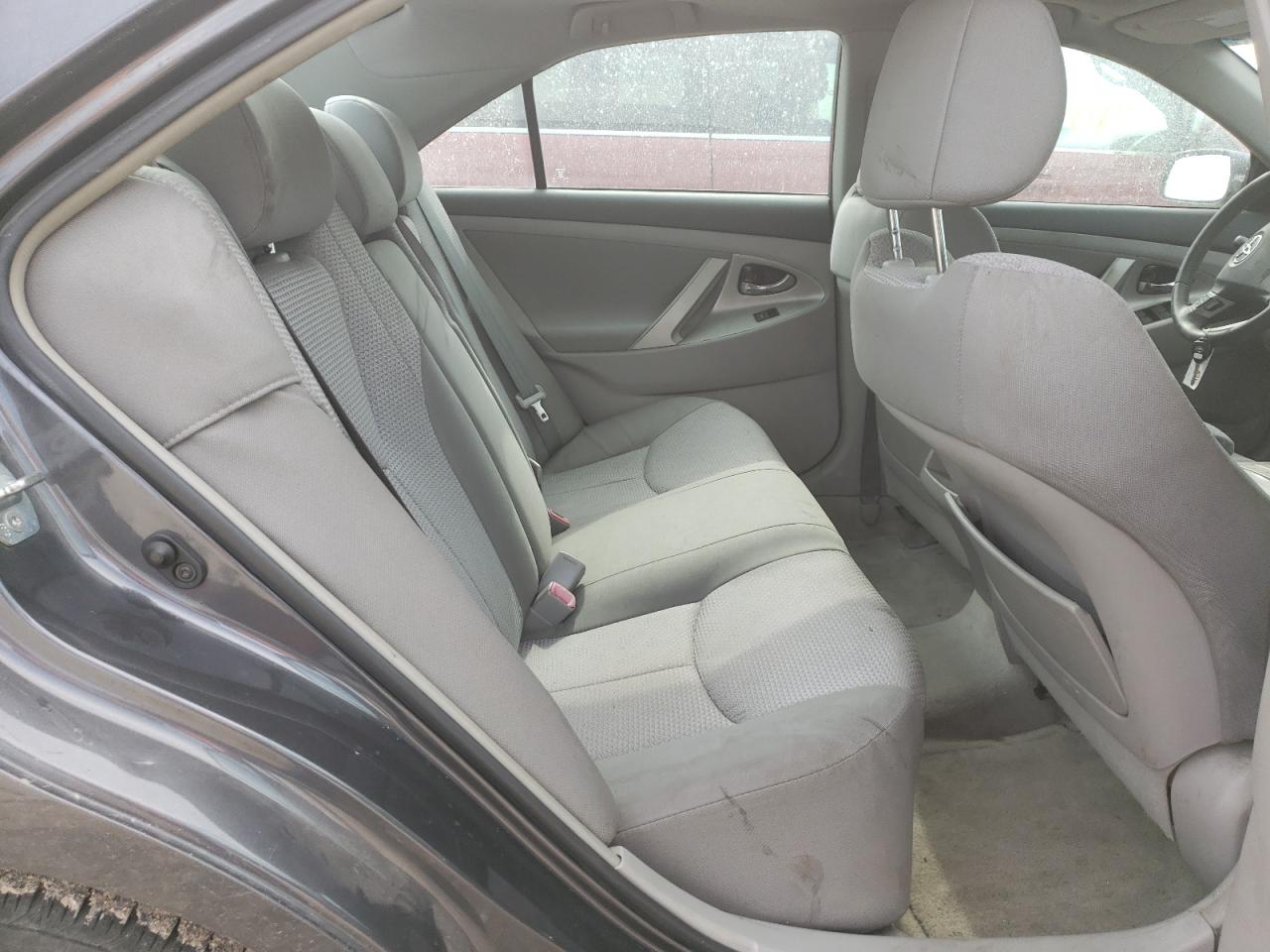 Photo 6 from auction – 2011 TOYOTA CAMRY BASE with VIN 4T1BF3EK2BU148368