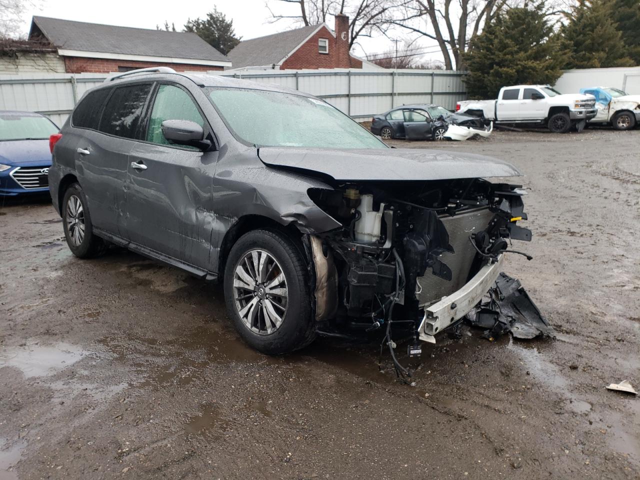 NISSAN PATHFINDER 2019 with VIN 5N1DR2MN2KC626610 - Photo from auction