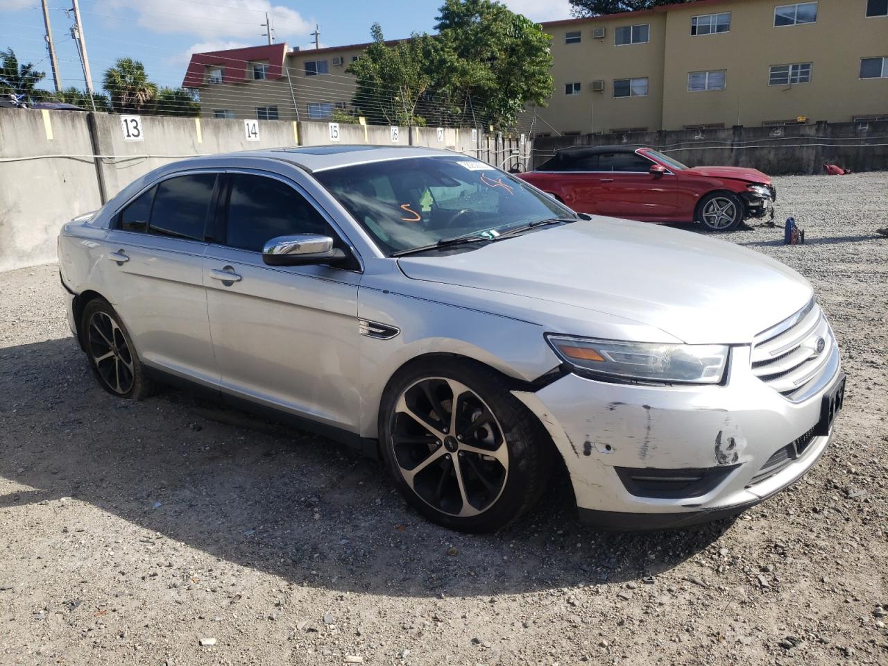FORD TAURUS LIM 2014 with VIN 1FAHP2F91EG137520 - Photo from auction