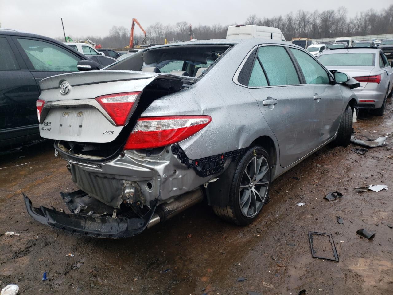 Photo 4 from auction – 2017 TOYOTA CAMRY LE with VIN 4T1BF1FK5HU302597