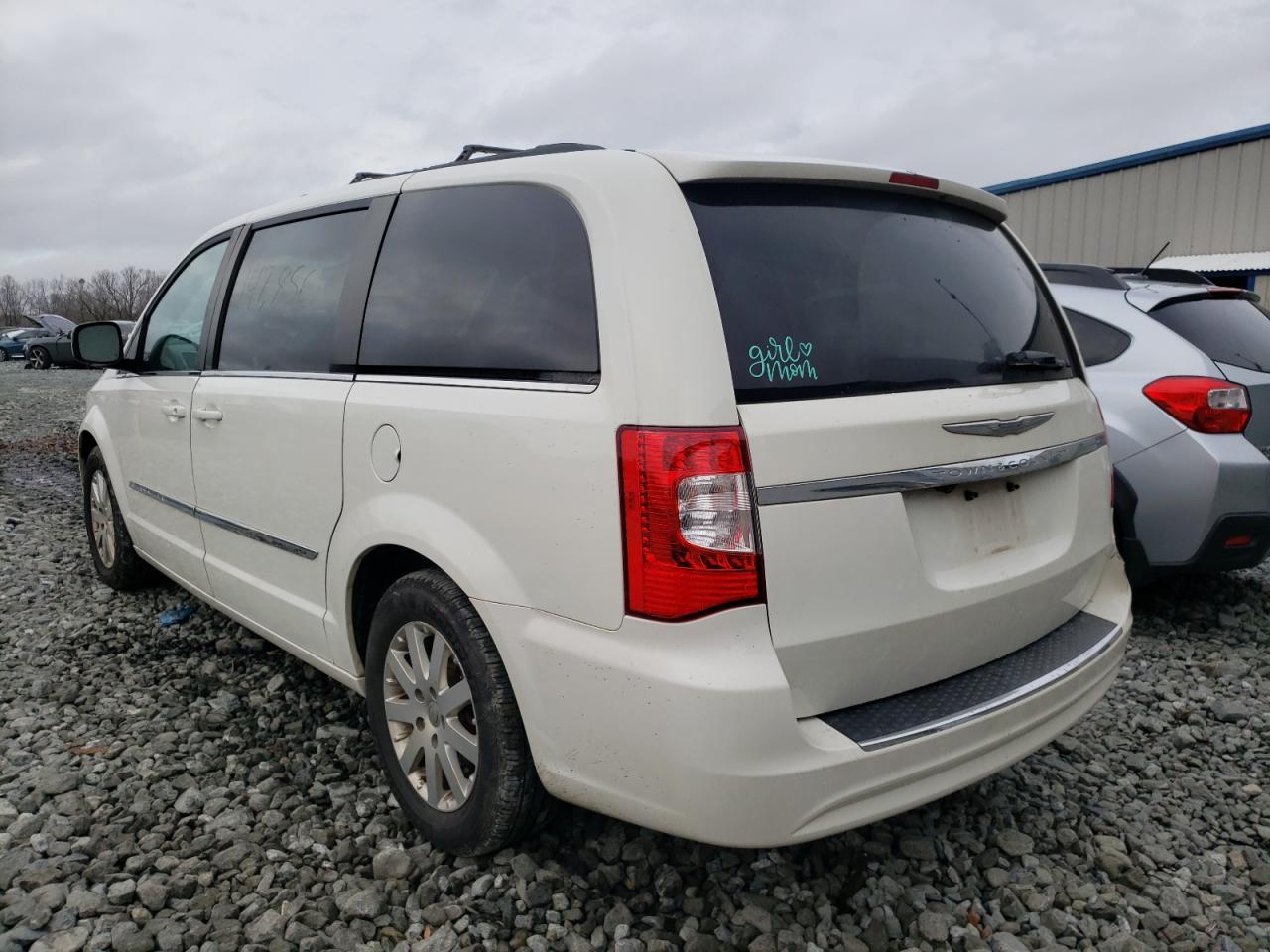 Photo 3 from auction – 2013 CHRYSLER TOWN & COU with VIN 2C4RC1BG0DR557436