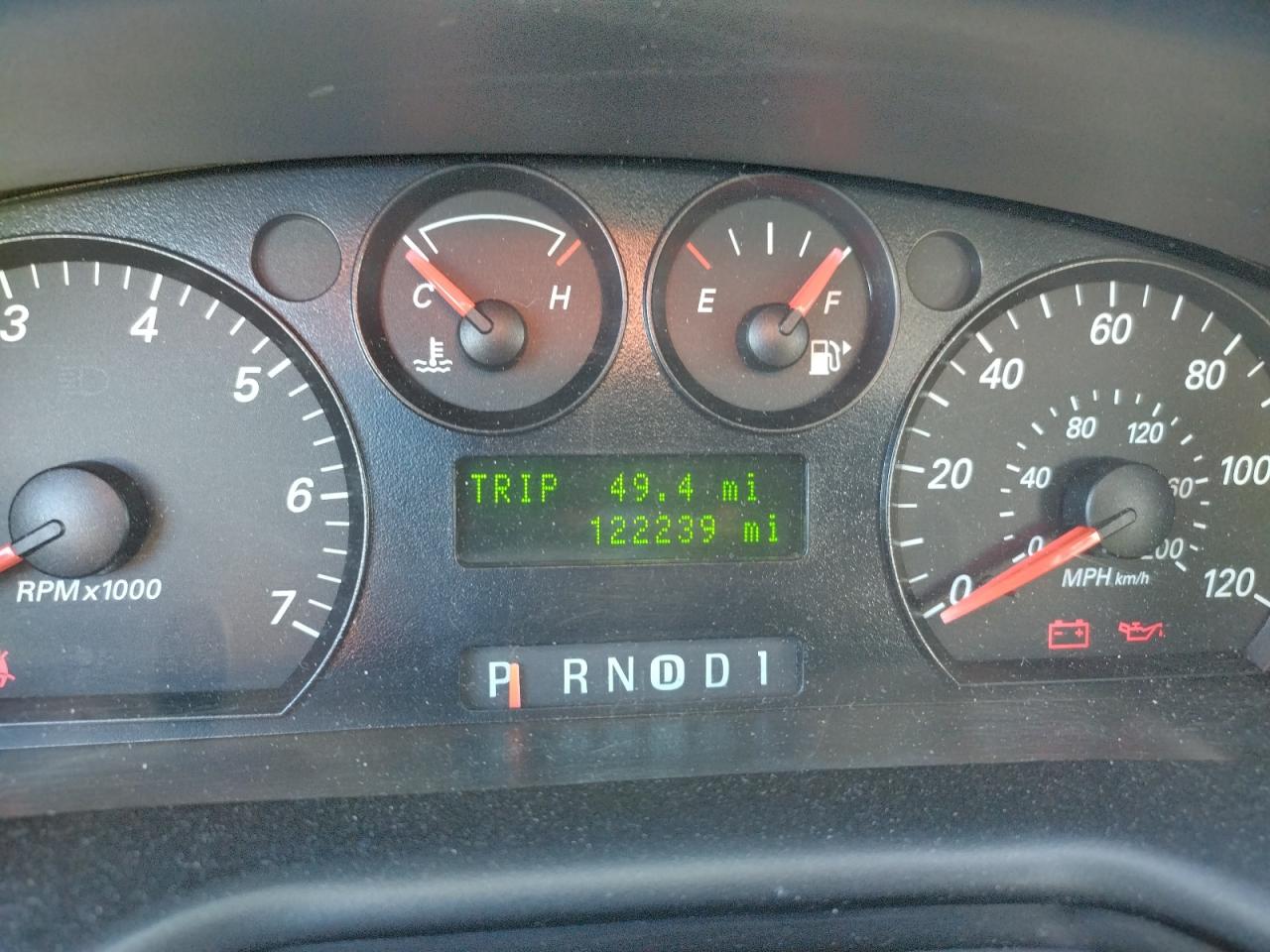 Photo 8 from auction – 2007 FORD TAURUS SE with VIN 1FAFP53U67A188972