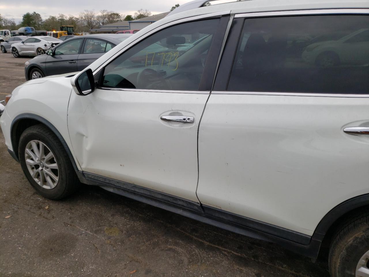 Photo 9 from auction – 2018 NISSAN ROGUE S with VIN KNMAT2MT9JP552729