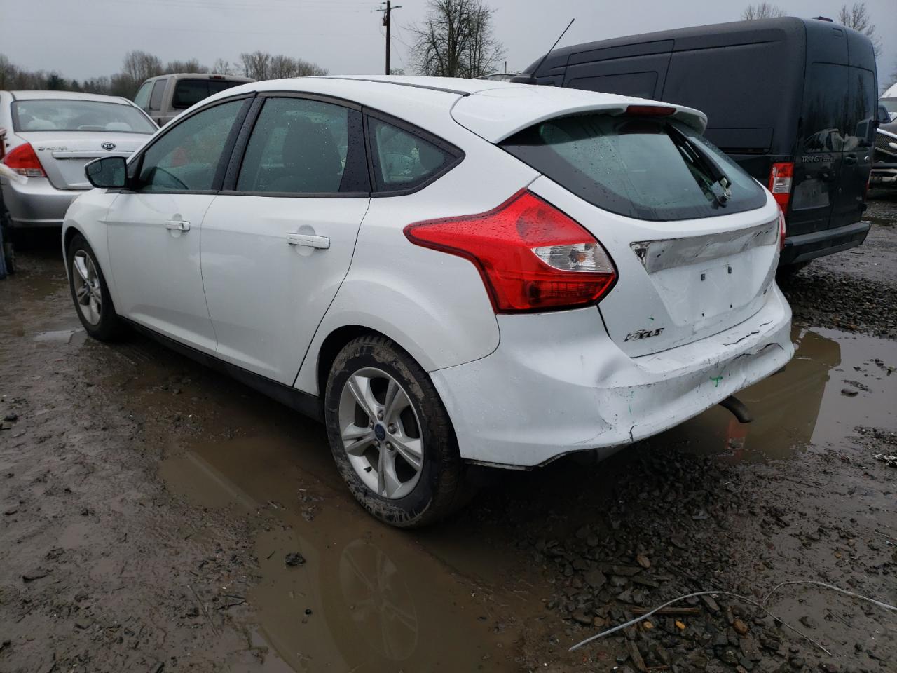 Foto 3 de la subasta – 2013 FORD FOCUS SE con VIN 1FADP3K20DL251978