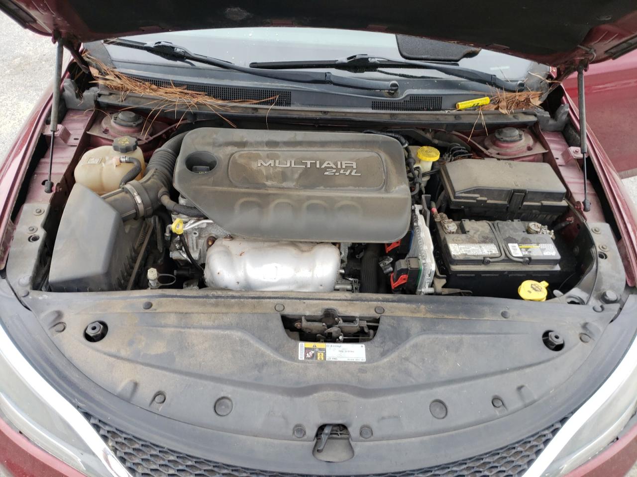 Photo 7 from auction – 2015 CHRYSLER 200 LIMITE with VIN 1C3CCCAB2FN631399