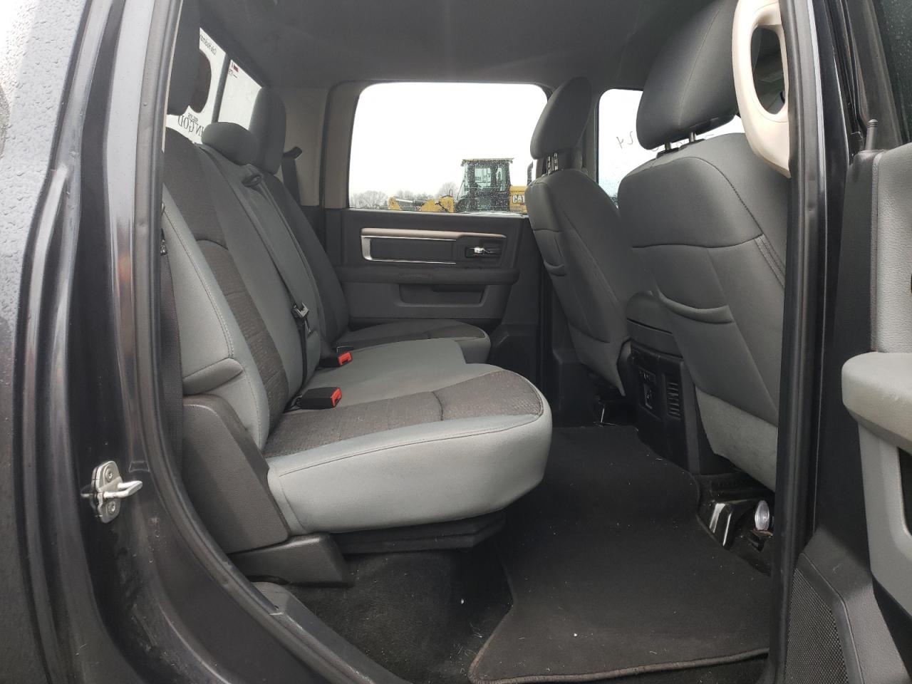 Photo 6 from auction – 2014 RAM 1500 SLT with VIN 1C6RR7LT5ES166769