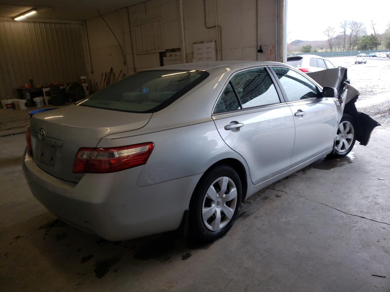 Photo 4 from auction – 2007 TOYOTA CAMRY CE with VIN 4T1BE46K17U674652