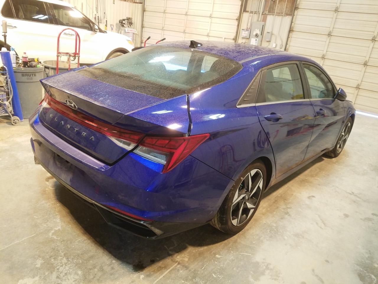 Photo 4 from auction – 2021 HYUNDAI ELANTRA LI with VIN 5NPLP4AG5MH009586